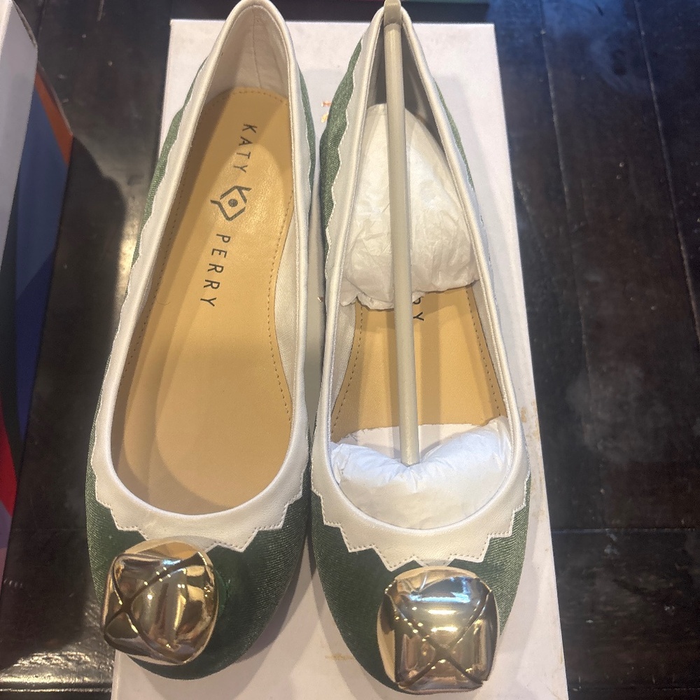 Katy Perry bell flats